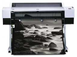 Широкоформатный принтер Epson Stylus Pro 9880