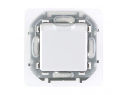 Розетка 2К+З IP 44 с откидной крышкой и шторками 16 А 250 В Legrand Inspiria 673740 белый