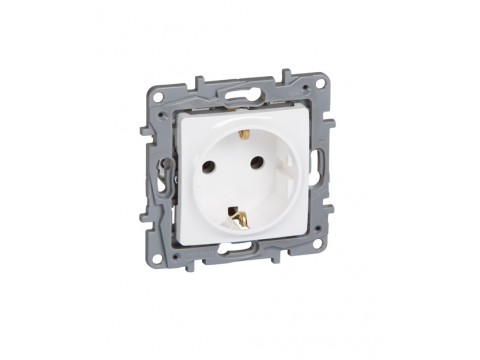 Legrand 764539 NILOE Розетка 2К+З 16А Белый