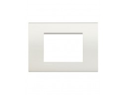 LivingLight LNA4803BI Рамка прямоугольная, 3 модуля, цвет Белый