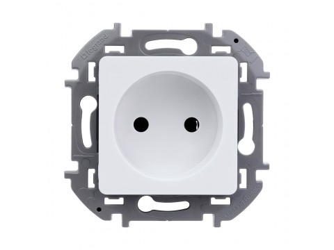 Розетка 2К 16 А 250 В Legrand Inspiria 673710 белый