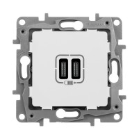 Зарядное устройство с двумя USB разъемами тип Cтип С 240В/5В 3000мА Legrand Etika Цвет Белый
