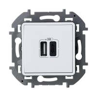 Зарядное устройство с двумя USB разьемами AC 240В/5В3000мА Legrand Inspiria 673760 белый
