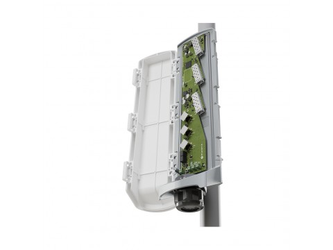 Коммутатор MikroTik CSS606-1G-2Gi-3S+OUT